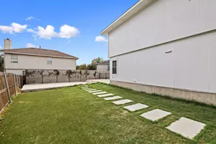 915 Satellite View, Round Rock, TX 78665 - Photo 36