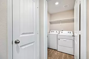 1702 Miller Ter, Lockhart, TX 78644 - Photo 16