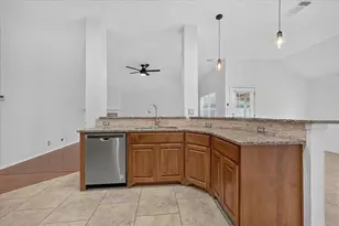 16831 Bailey Jean Dr, Round Rock, TX 78681 - Photo 10