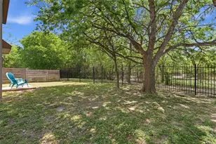 2101 Rivers Edge Way, Austin, TX 78741 - Photo 28