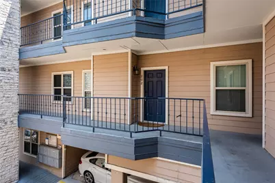 2414 Longview Street #202, Austin, TX 78705 - Photo 4