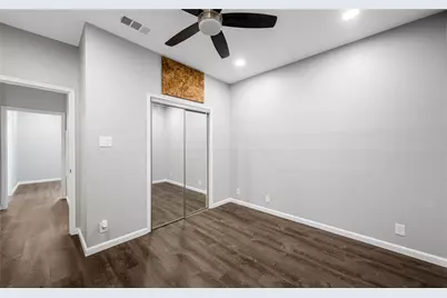 2414 Longview Street #202, Austin, TX 78705 - Photo 16