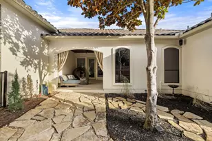 502 Hummingbird Ln, Austin, TX 78734 - Photo 16