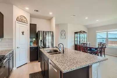 2751 Calandra Lark Street, New Braunfels, TX 78130 - Photo 10