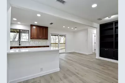 307 Copperleaf Road, Lakeway, TX 78734 - Photo 16