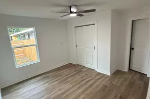 8200 Rockwood Ln, Austin, TX 78757 - Photo 6