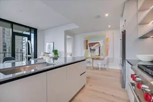 610 Davis St, Austin, TX 78701 - Photo 4