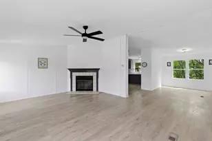 376 Rae Ln, Jarrell, TX 76537 - Photo 24