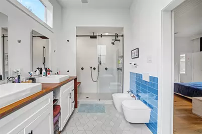 5803 Shoal Creek Boulevard, Austin, TX 78757 - Photo 22