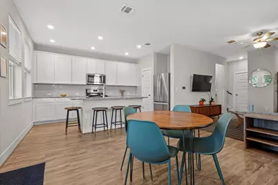 7110 Silver Star Lane, Austin, TX 78744 - Photo 4