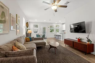 7110 Silver Star Ln, Austin, TX 78744 - Photo 2