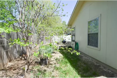 8604 Dittmar Oaks Drive, Austin, TX 78748 - Photo 16