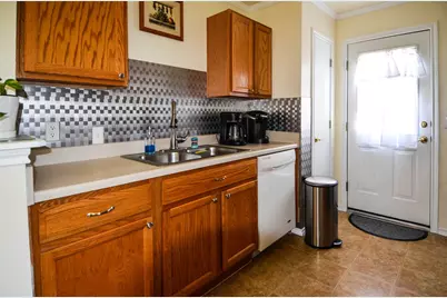 8604 Dittmar Oaks Drive, Austin, TX 78748 - Photo 6