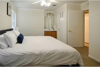 8604 Dittmar Oaks Drive, Austin, TX 78748 - Photo 12