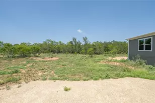 1121 Callihan Rd, Luling, TX 78648 - Photo 4