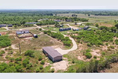 1121 Callihan Road, Luling, TX 78648 - Photo 30