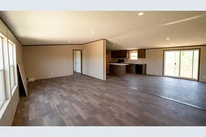 1121 Callihan Road, Luling, TX 78648 - Photo 28