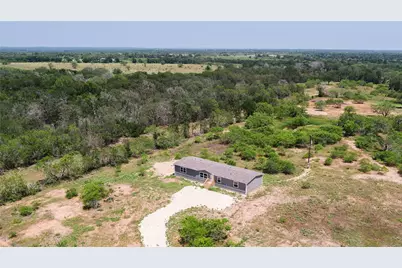 1121 Callihan Road, Luling, TX 78648 - Photo 34