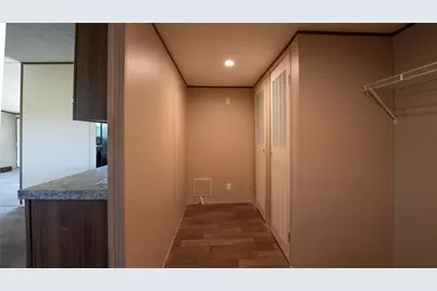1121 Callihan Road, Luling, TX 78648 - Photo 26
