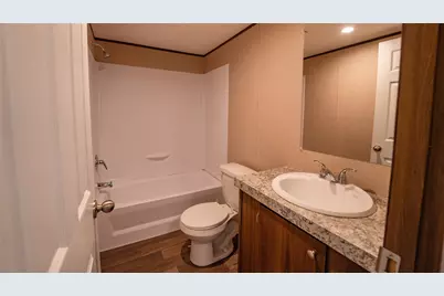 1121 Callihan Road, Luling, TX 78648 - Photo 16