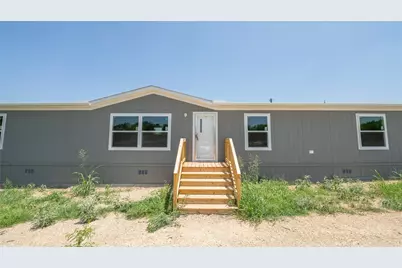 1121 Callihan Road, Luling, TX 78648 - Photo 2