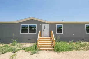 1121 Callihan Rd, Luling, TX 78648 - Photo 2