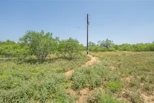 1121 Callihan Rd, Luling, TX 78648 - Photo 6