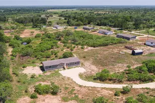 1121 Callihan Rd, Luling, TX 78648 - Photo 32