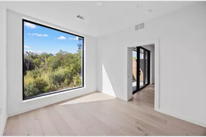 2209 S 1st Street #225, Austin, TX 78704 - Photo 14