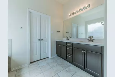 18705 Falcon Pointe Boulevard, Pflugerville, TX 78660 - Photo 12