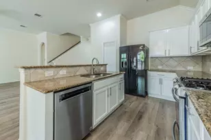 18705 Falcon Pointe Blvd, Pflugerville, TX 78660 - Photo 6