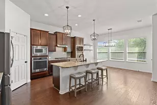 21824 Agarito Ln, Spicewood, TX 78669 - Photo 4