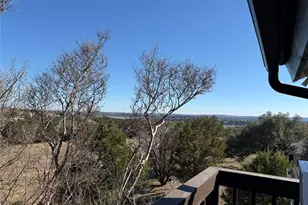 3205 MacArthur Ave, Lago Vista, TX 78645 - Photo 14