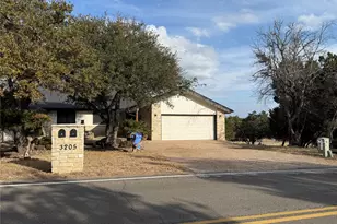 3205 MacArthur Ave, Lago Vista, TX 78645 - Photo 1