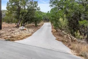 7502 Stable Ln, Lago Vista, TX 78645 - Photo 26