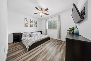 7502 Stable Ln, Lago Vista, TX 78645 - Photo 16