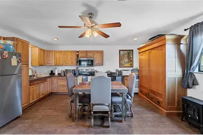 1750 Loop 165 Loop #B, Dripping Springs, TX 78620 - Photo 16