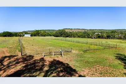 1750 Loop 165 Loop #B, Dripping Springs, TX 78620 - Photo 6