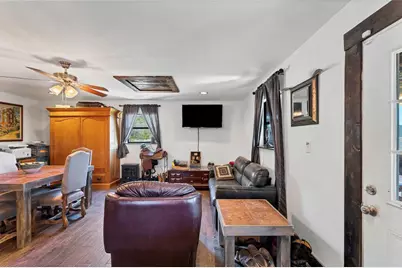 1750 Loop 165 Loop #B, Dripping Springs, TX 78620 - Photo 14