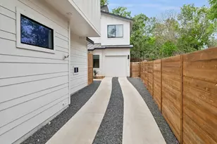 1710 Adina St, Austin, TX 78721 - Photo 30