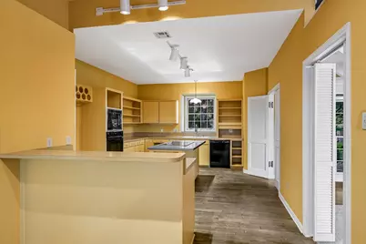 705 Windsong Trail, West Lake Hills, TX 78746 - Photo 12