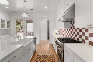 510 E 39th St, Austin, TX 78751 - Photo 10