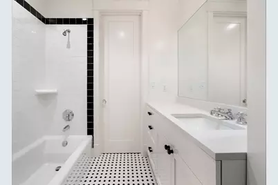 510 E 39th Street, Austin, TX 78751 - Photo 22