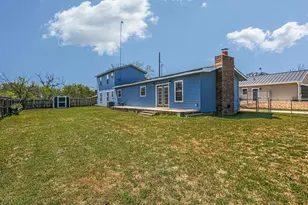 155 Travis Ln, Spicewood, TX 78669 - Photo 18