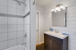 155 Travis Ln, Spicewood, TX 78669 - Photo 16