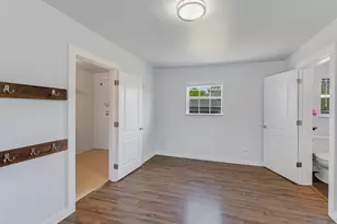 155 Travis Ln, Spicewood, TX 78669 - Photo 6