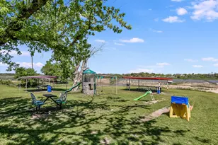 155 Travis Ln, Spicewood, TX 78669 - Photo 22