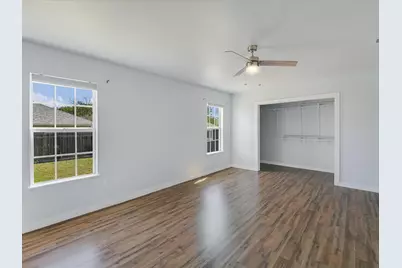 155 Travis Lane, Spicewood, TX 78669 - Photo 14