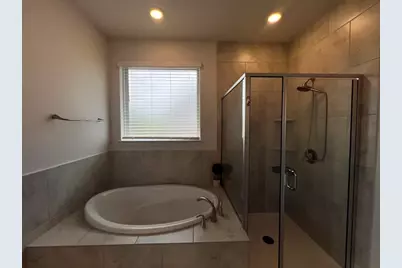 2018 Matlock Circle, Hutto, TX 78634 - Photo 22