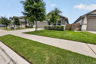 125 Caterpillar Ln, Georgetown, TX 78628 - Photo 1